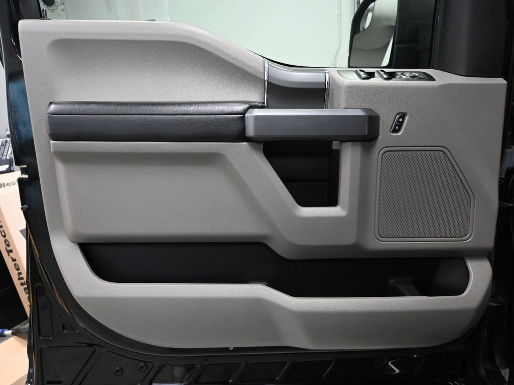 Used 2018 Ford F150 XLT w/ Equipment Group 302A Luxury image 22