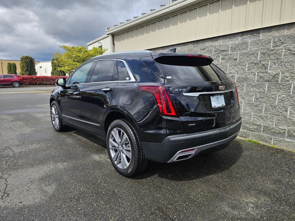 Used 2023 Cadillac XT5 Premium Luxury w/ Platinum Package AWD/4WD image 4