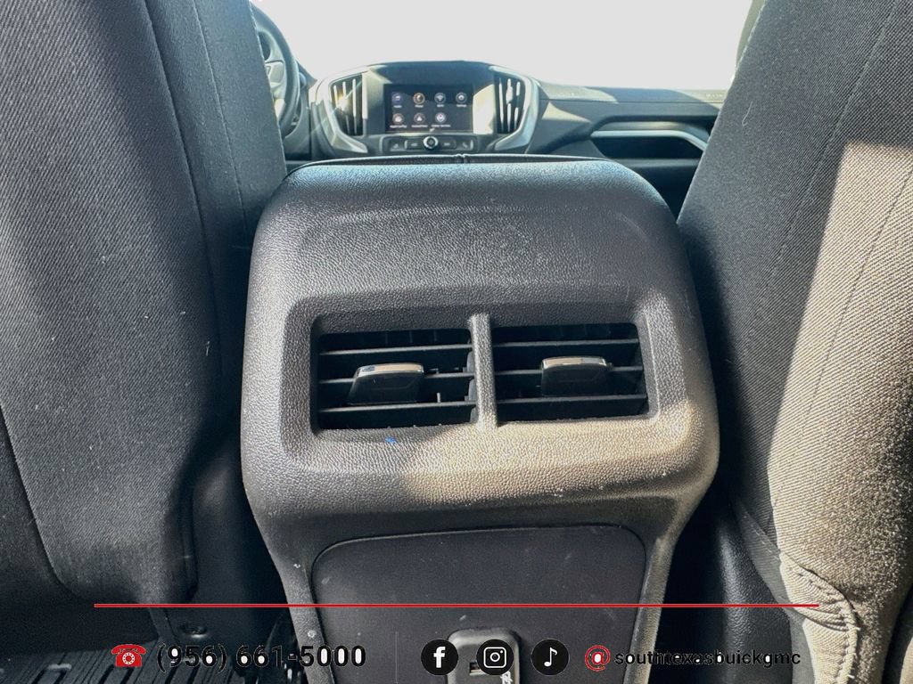 Used 2024 GMC Terrain SLE w/ Driver Convenience Package FWD image 21