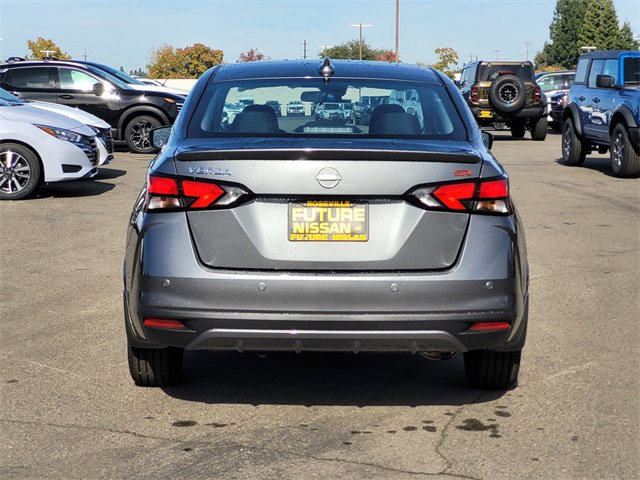 New 2025 Nissan Versa SR w/ Trunk Package image 5