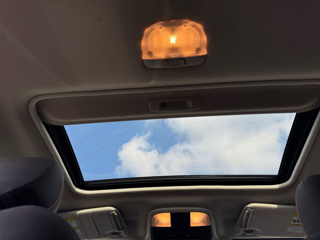 Used 2021 Subaru Crosstrek 2.0i Premium w/ Moonroof Package image 17