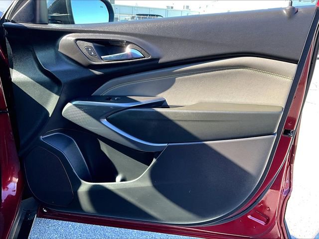 Used 2024 Chevrolet Trax ACTIV w/ Sunroof Package image 12