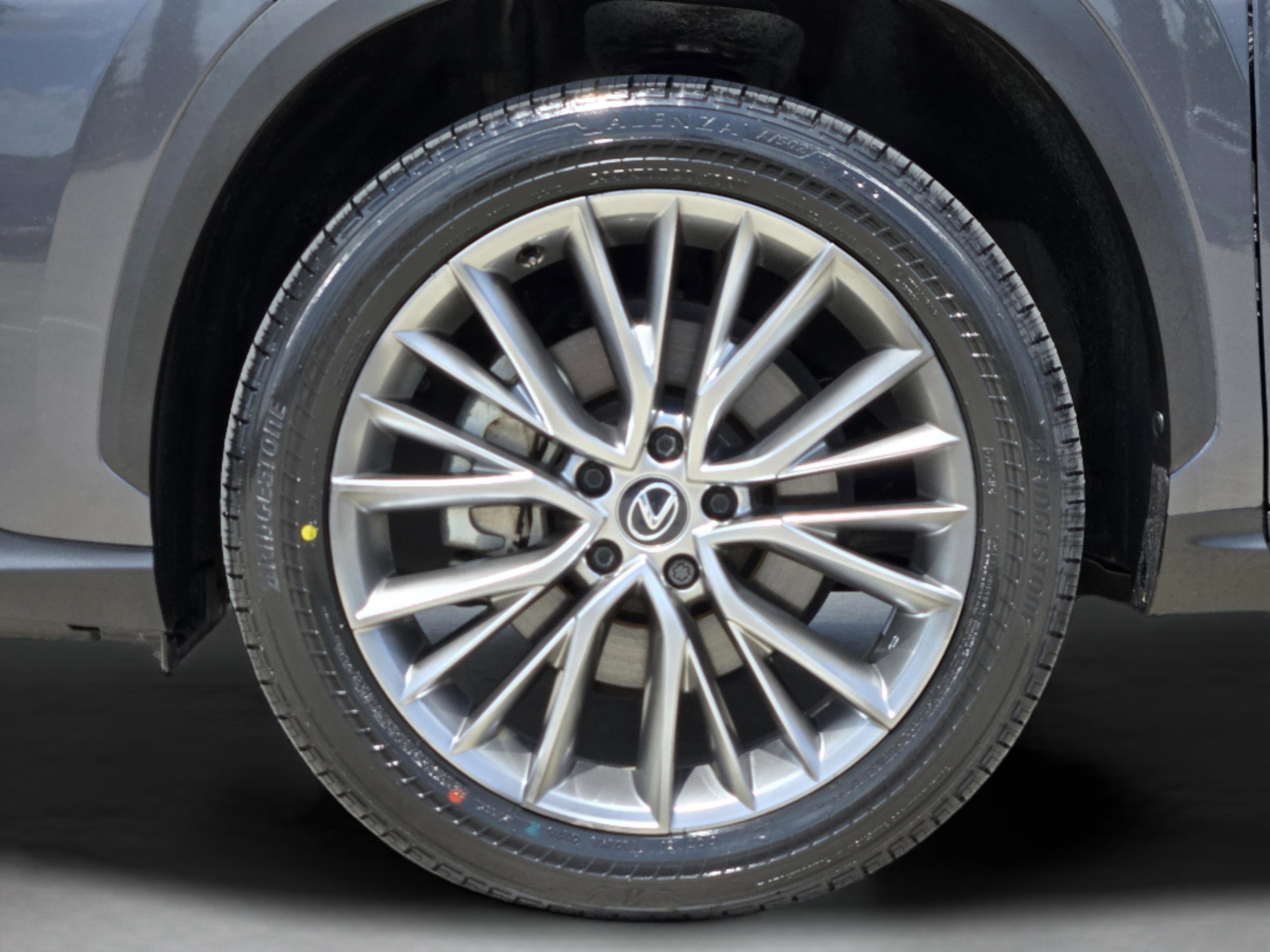 Used 2025 Lexus NX 350 AWD w/ Accessory Package (2T) image 37