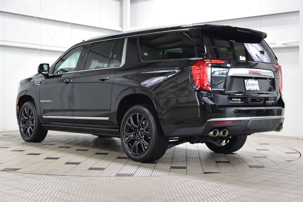 Used 2024 GMC Yukon XL Denali AWD/4WD image 6