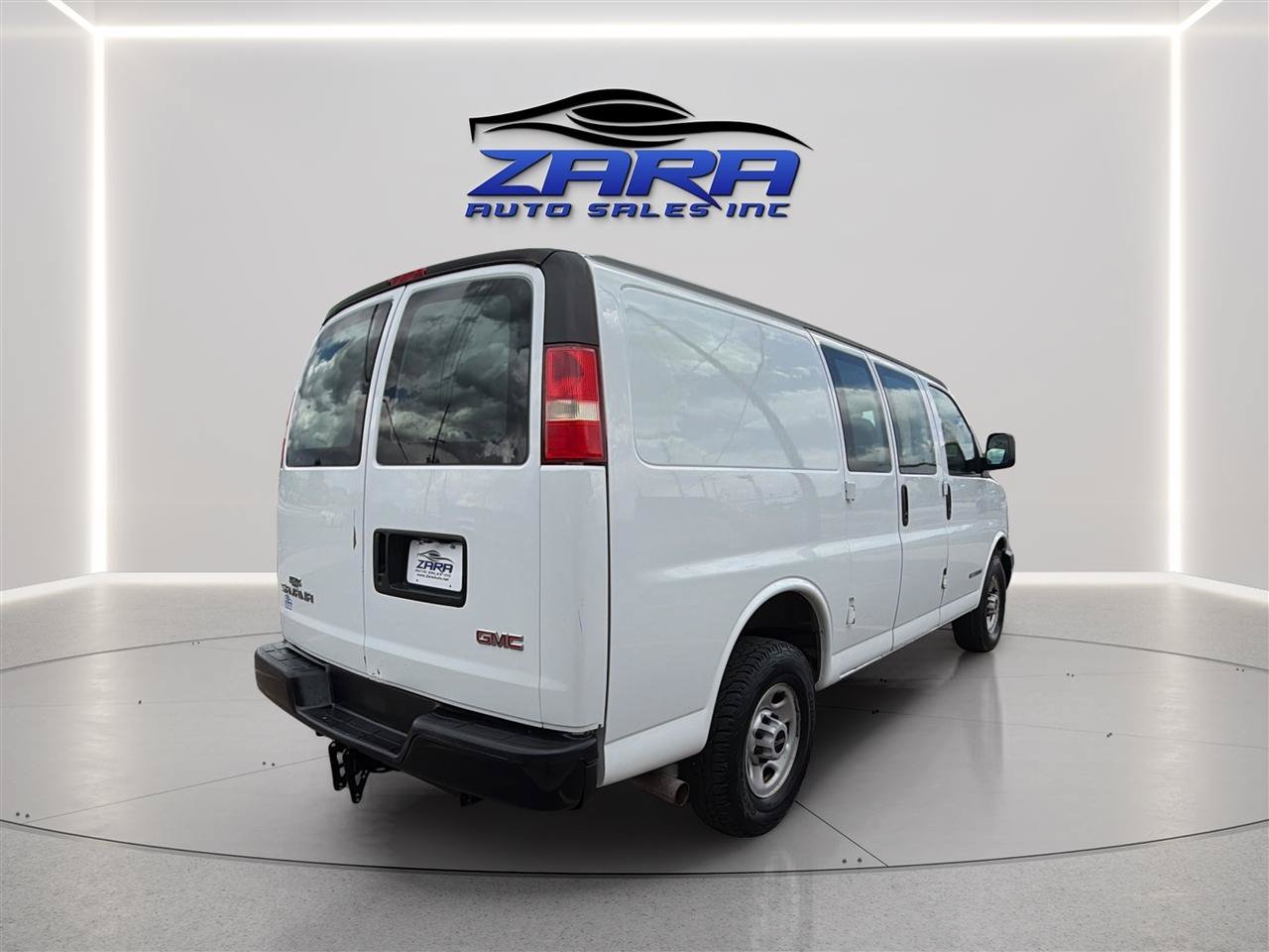 Used 2006 GMC Savana 2500 RWD image 7