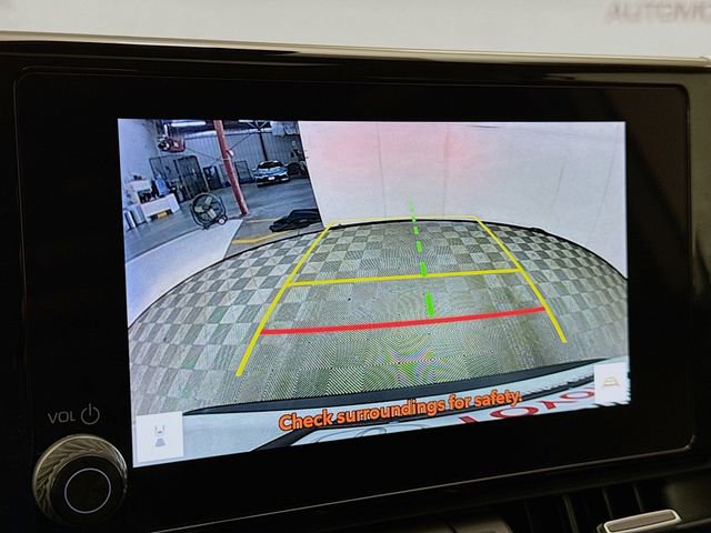 Used 2023 Toyota RAV4 XLE Premium image 14