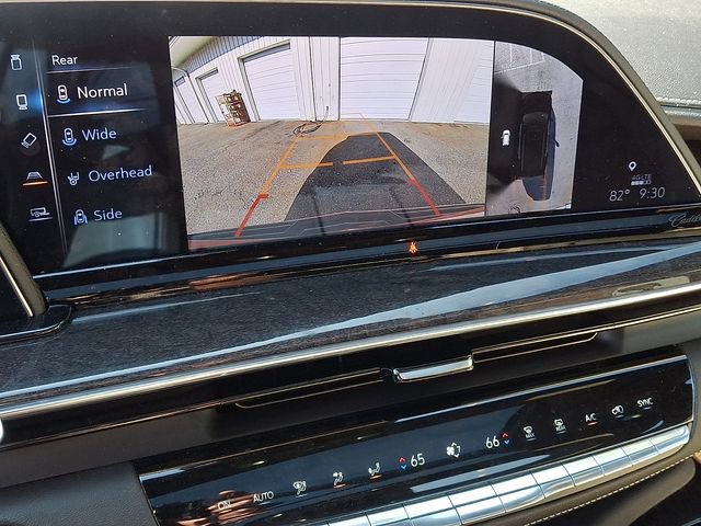 Used 2022 Cadillac Escalade ESV Premium Luxury AWD/4WD image 15