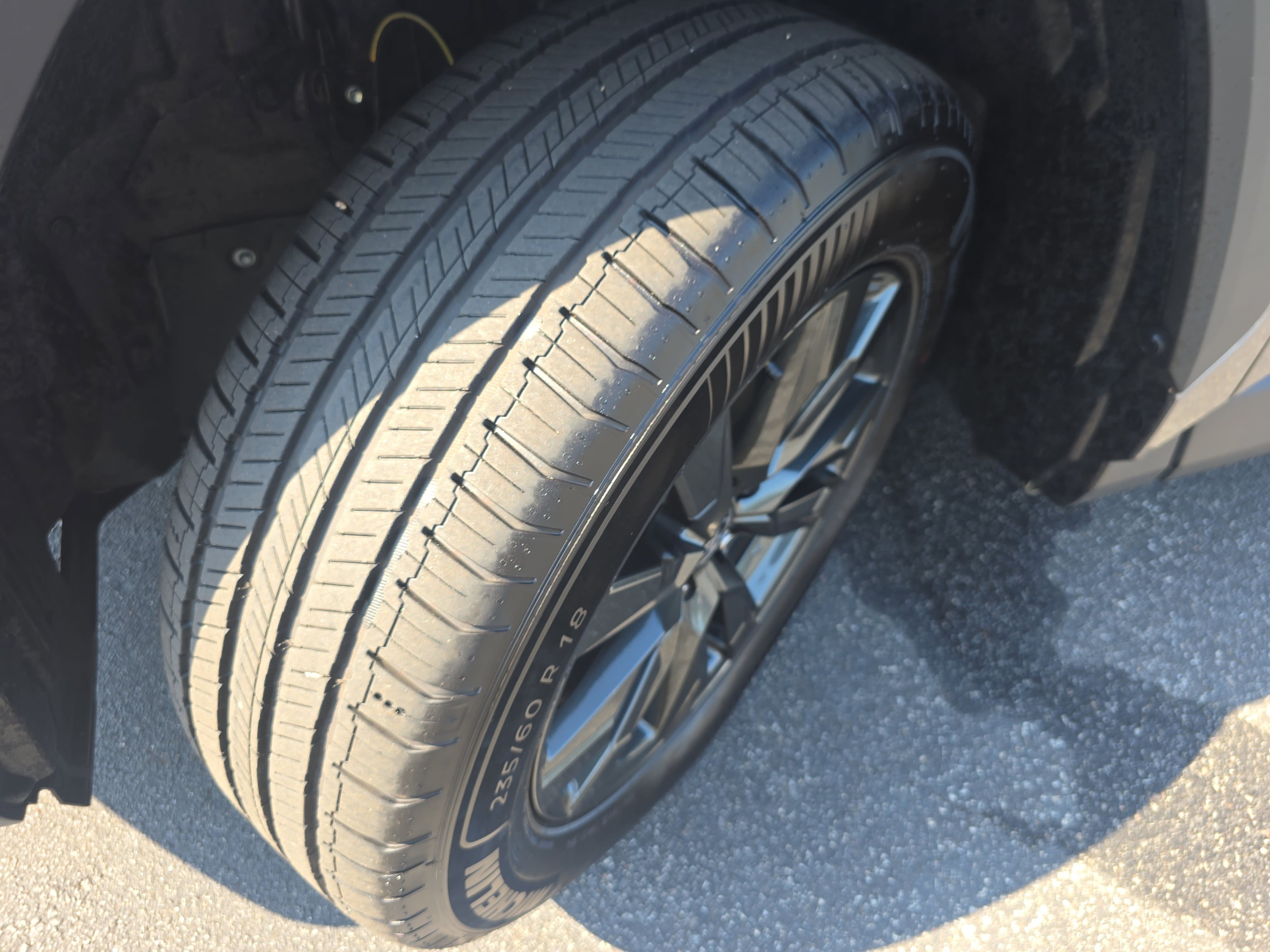 Used 2026 Toyota RAV4 XLE Premium FWD image 30
