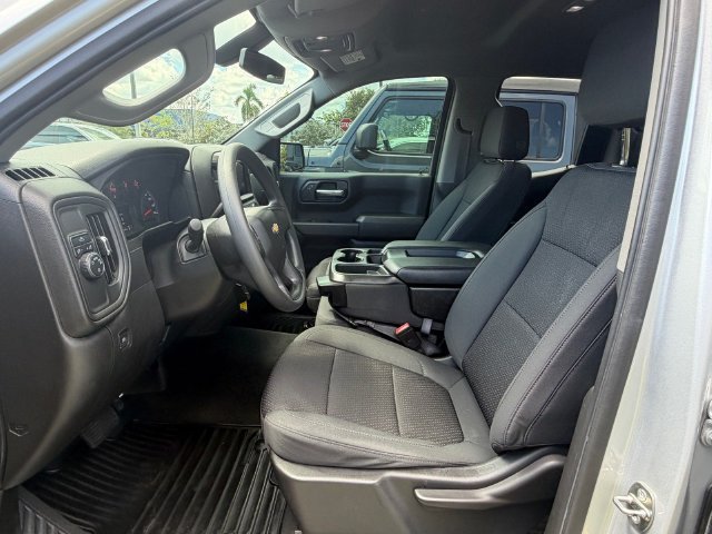 Used 2021 Chevrolet Silverado 1500 Custom RWD image 2