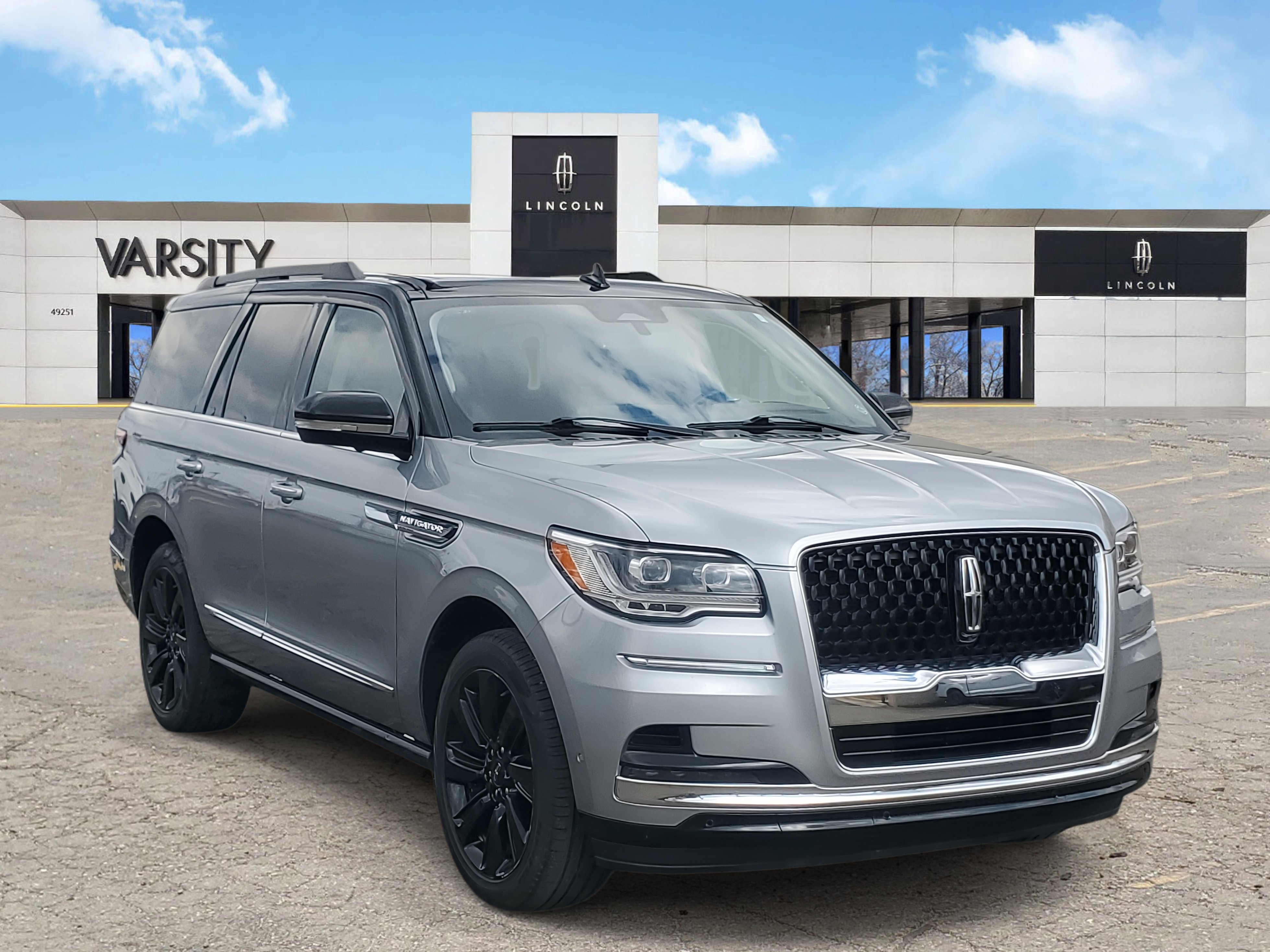 Certified 2024 Lincoln Navigator Black Label AWD/4WD image 1