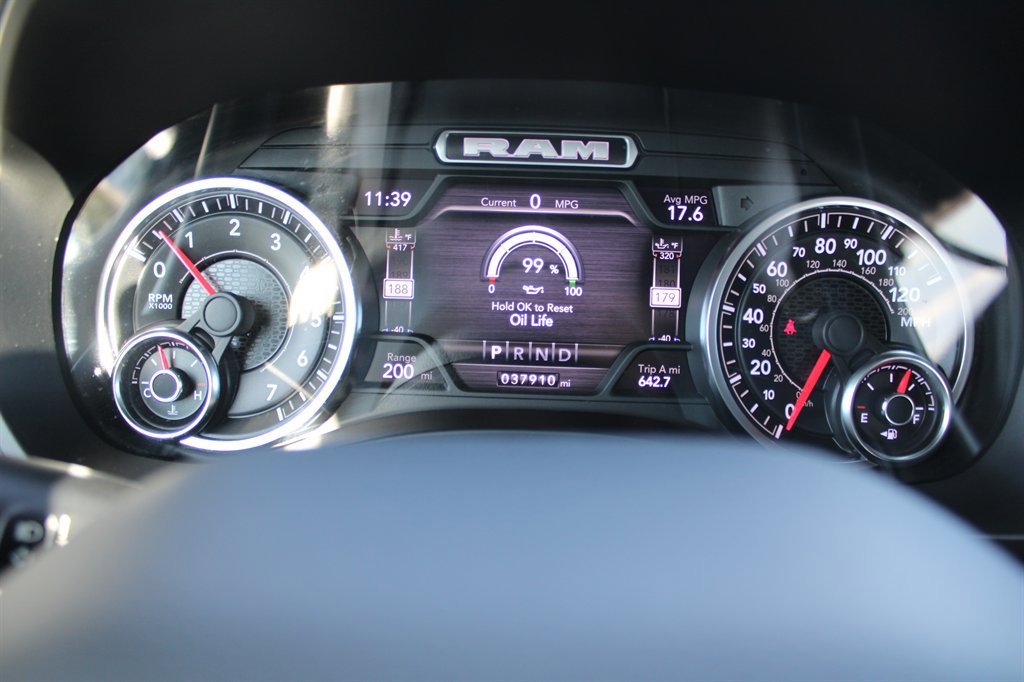 Used 2022 RAM 1500 Big Horn AWD/4WD image 25