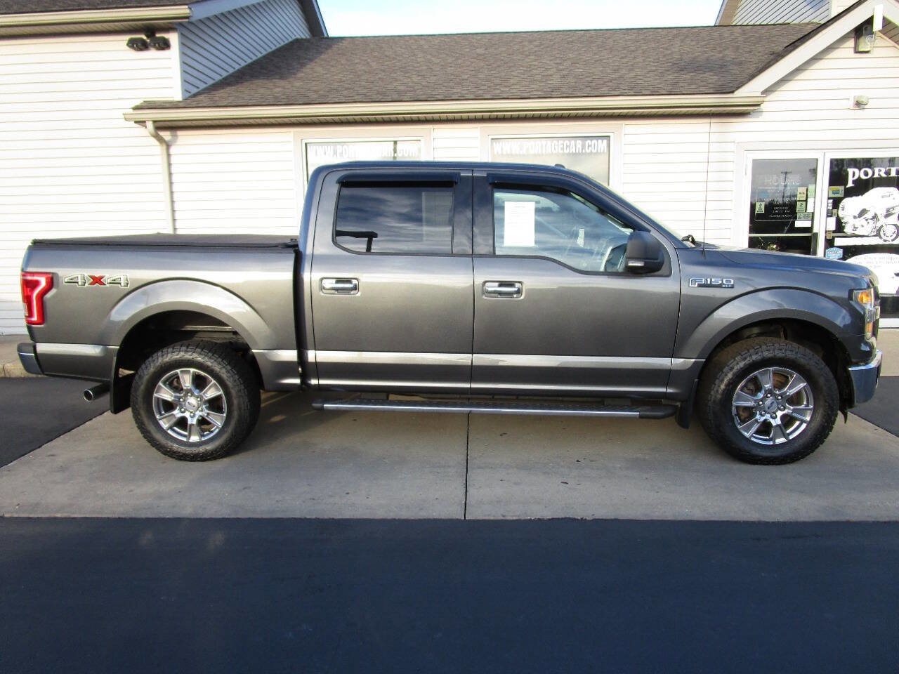 Used 2015 Ford F150 XLT w/ Equipment Group 301A Mid image 2