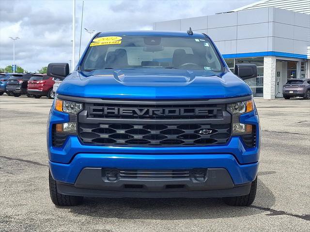 Used 2022 Chevrolet Silverado 1500 Custom w/ LPO, Dark Essentials Package RWD image 3