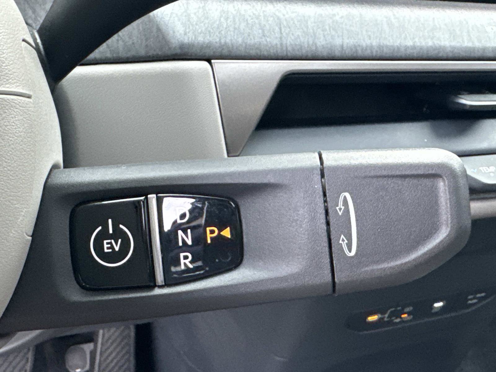 Used 2026 Kia EV9 Wind AWD/4WD image 28
