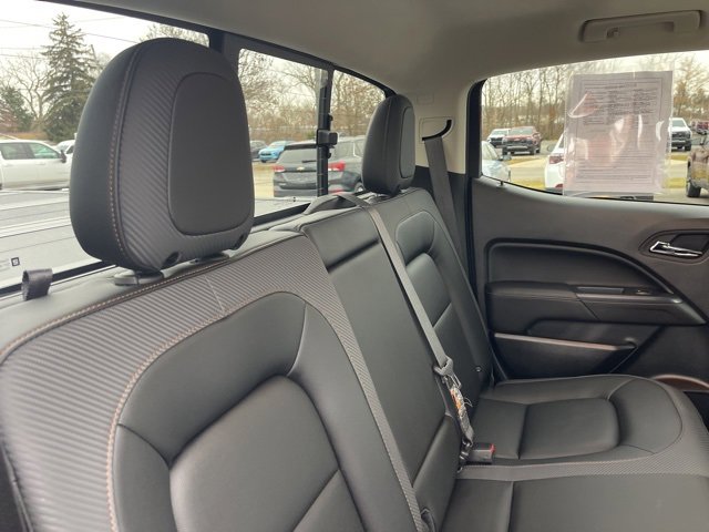 Used 2022 GMC Canyon AT4 image 33