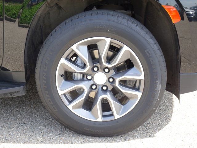 Used 2023 Chevrolet Tahoe LT w/ Luxury Package AWD/4WD image 29