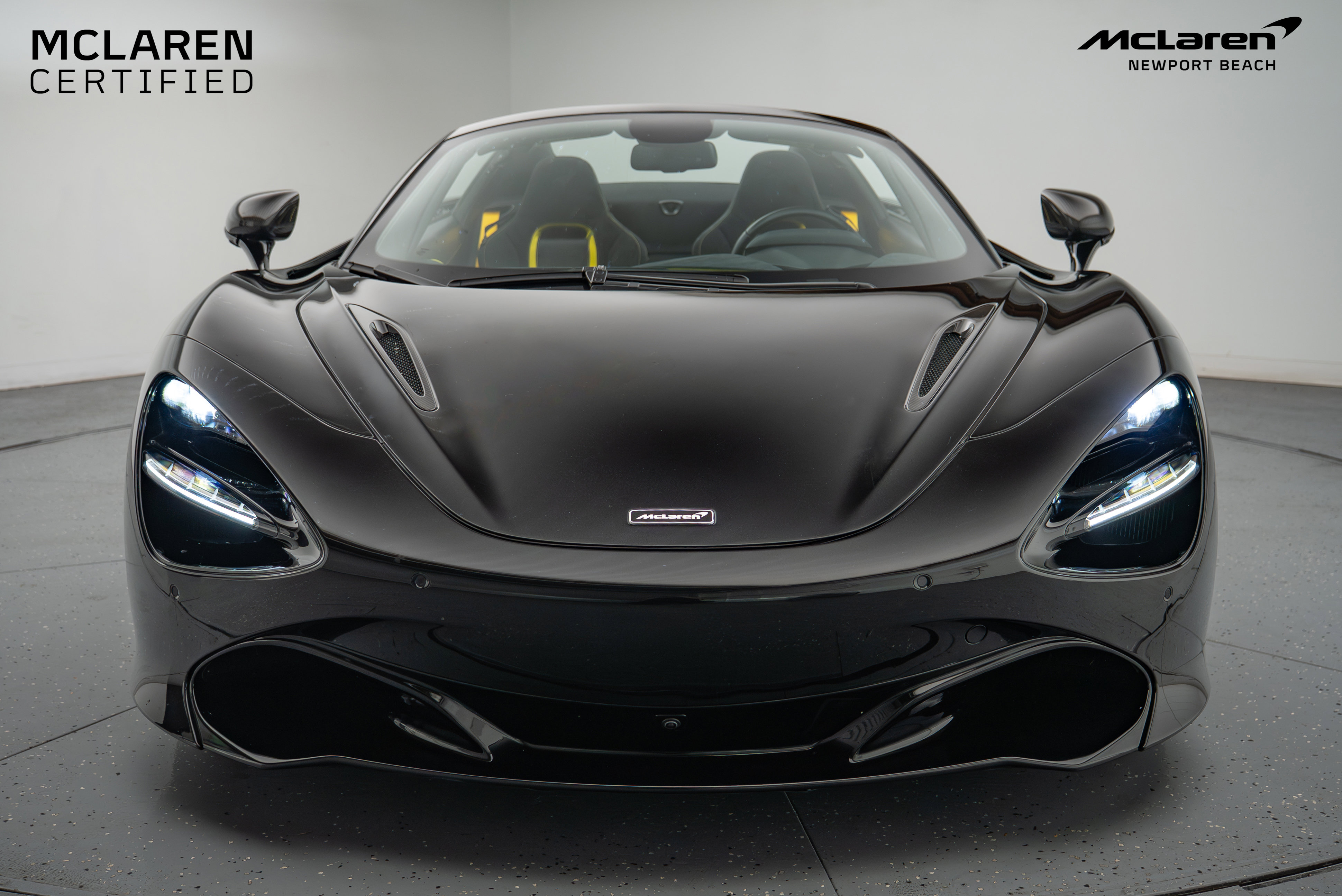 Used 2023 McLaren 720S Spider image 12