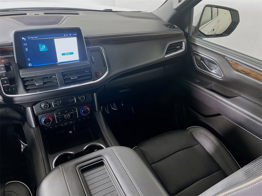 Used 2023 Chevrolet Suburban Premier image 21