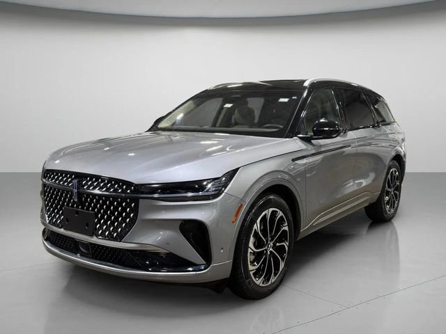 Used 2024 Lincoln Nautilus Reserve w/ Equipment Group 202A image 13