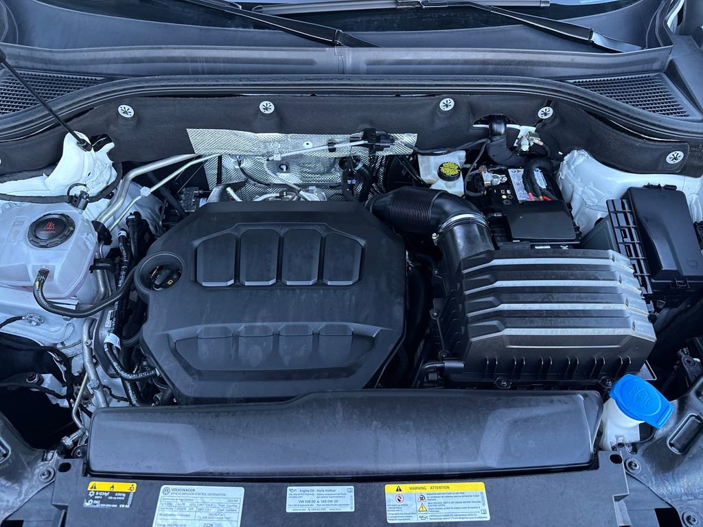 Used 2025 Volkswagen Atlas Cross Sport SE image 24