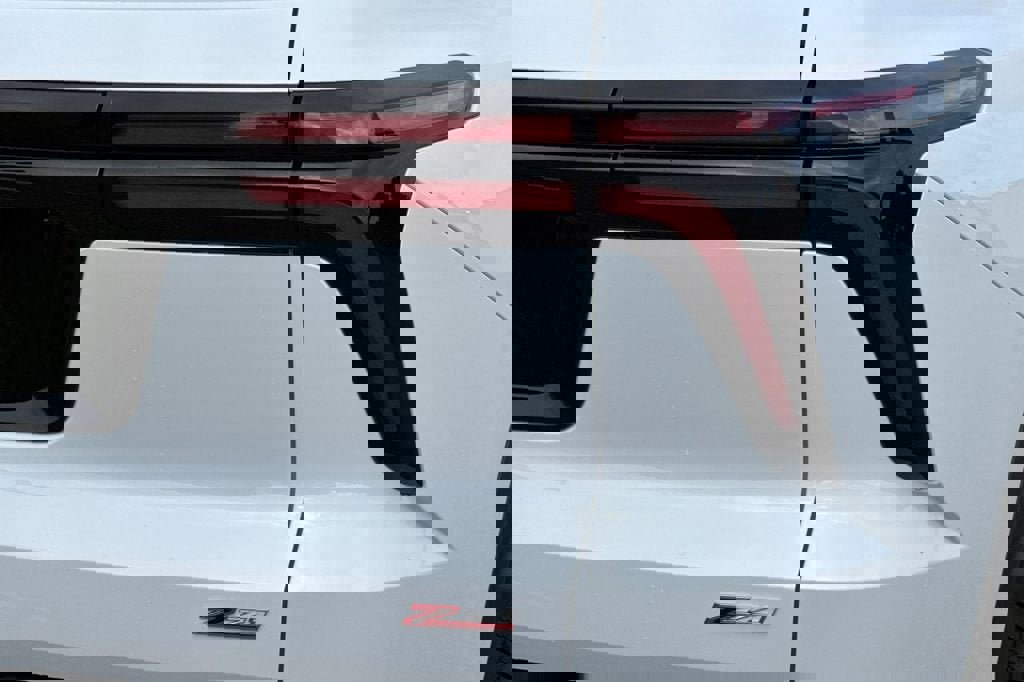 New 2026 Chevrolet Traverse Z71 image 25