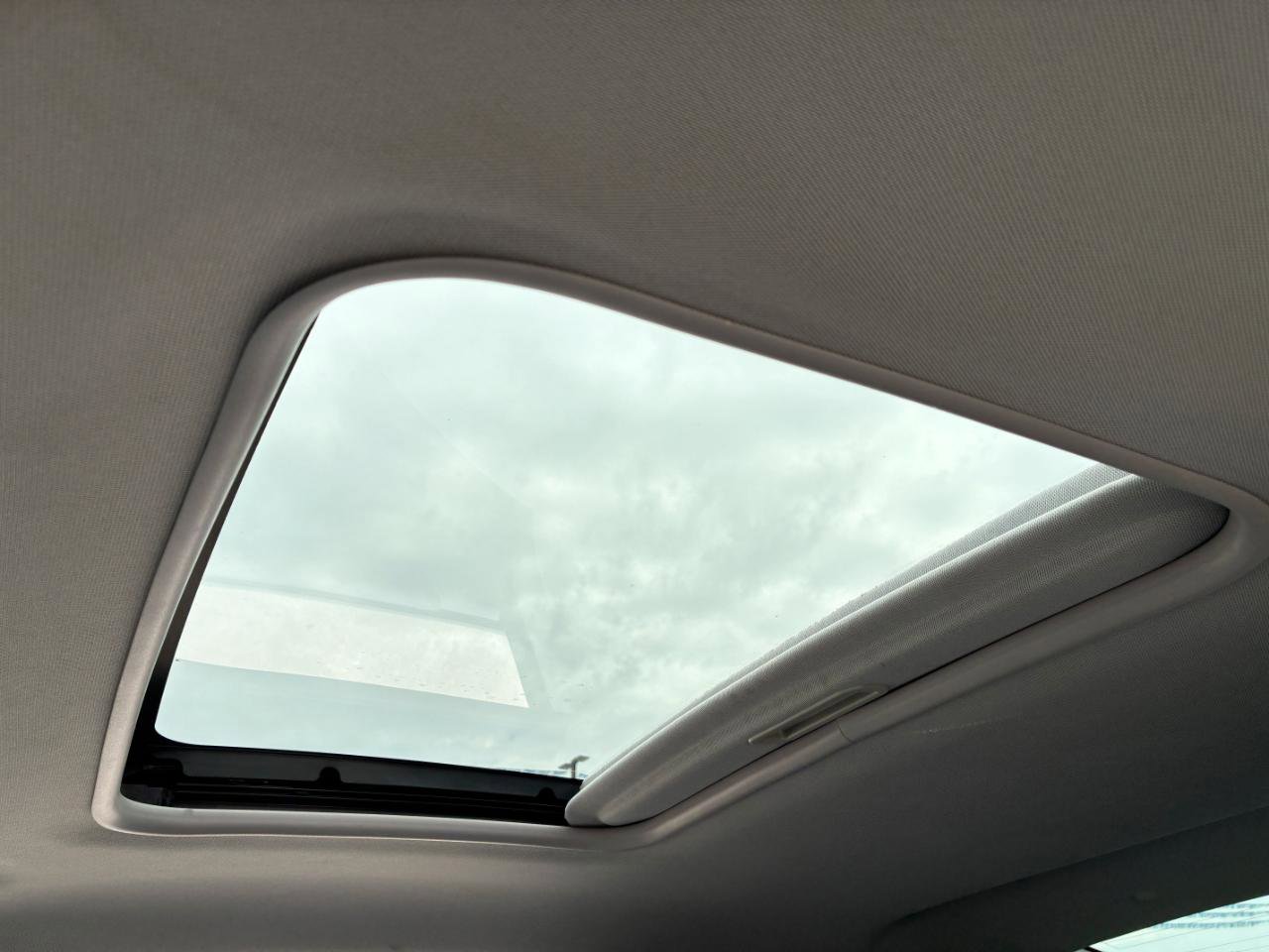 Used 2018 Chevrolet Camaro LT w/ RS Package image 13