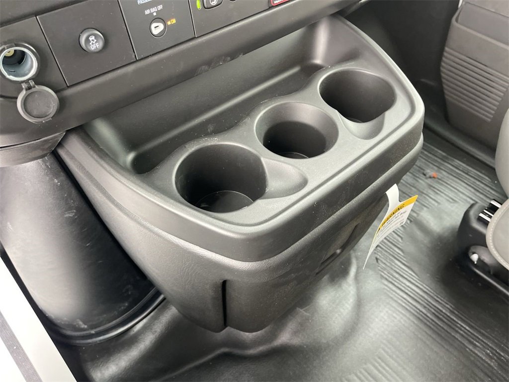 New 2025 Chevrolet Express 2500 w/ Driver Convenience Package image 15