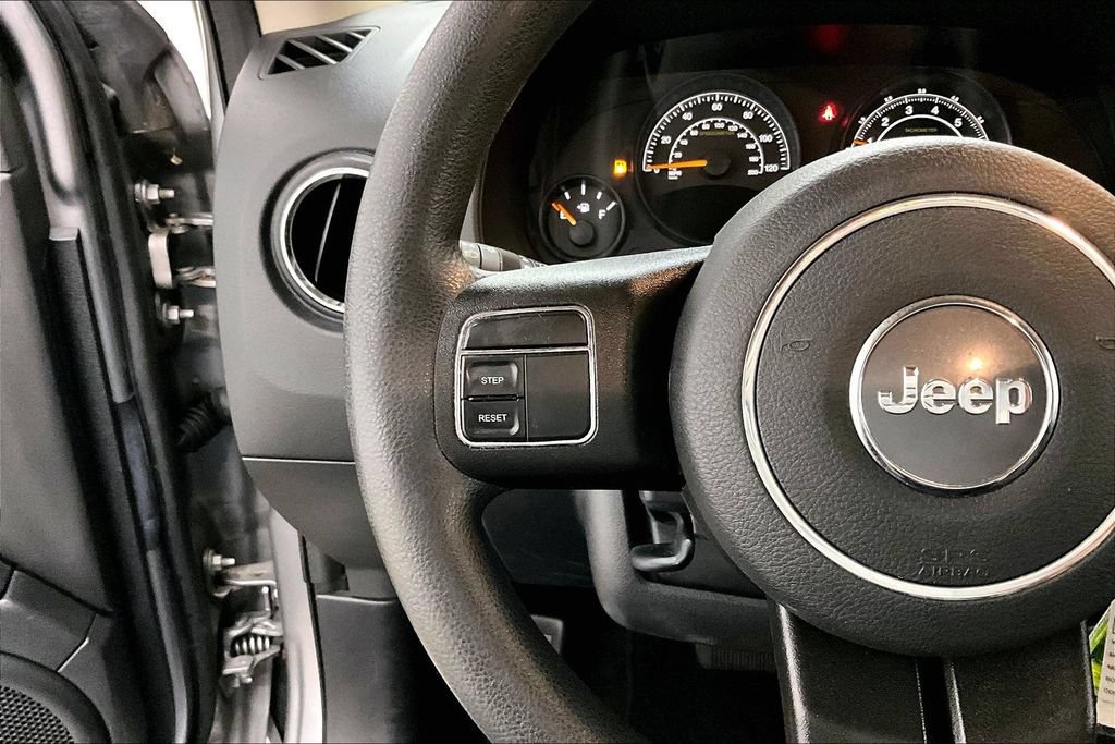 Used 2017 Jeep Patriot Sport w/ Power Value Group FWD image 11