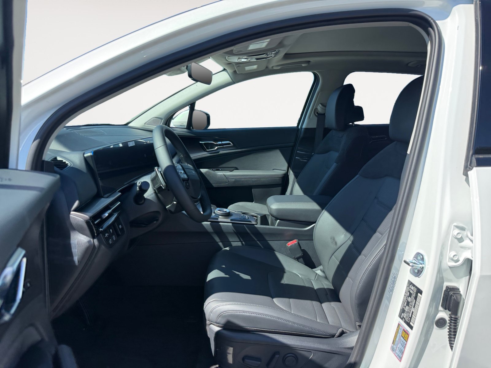 New 2027 Kia Sportage SX Prestige AWD/4WD image 10
