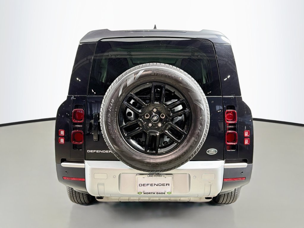 Certified 2023 Land Rover Defender 130 S AWD/4WD image 6