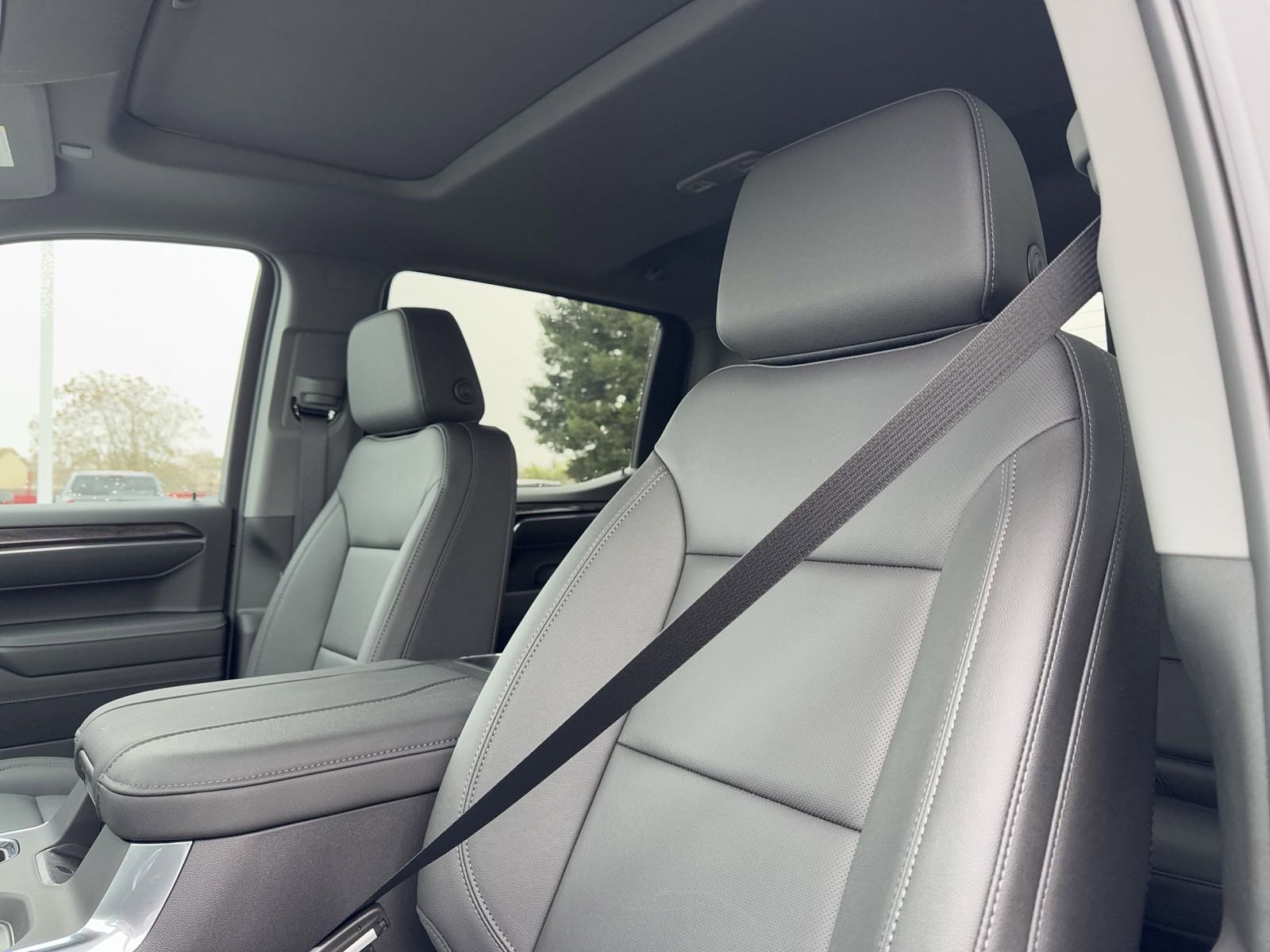 New 2025 Chevrolet Silverado 1500 LTZ w/ Technology Package image 13