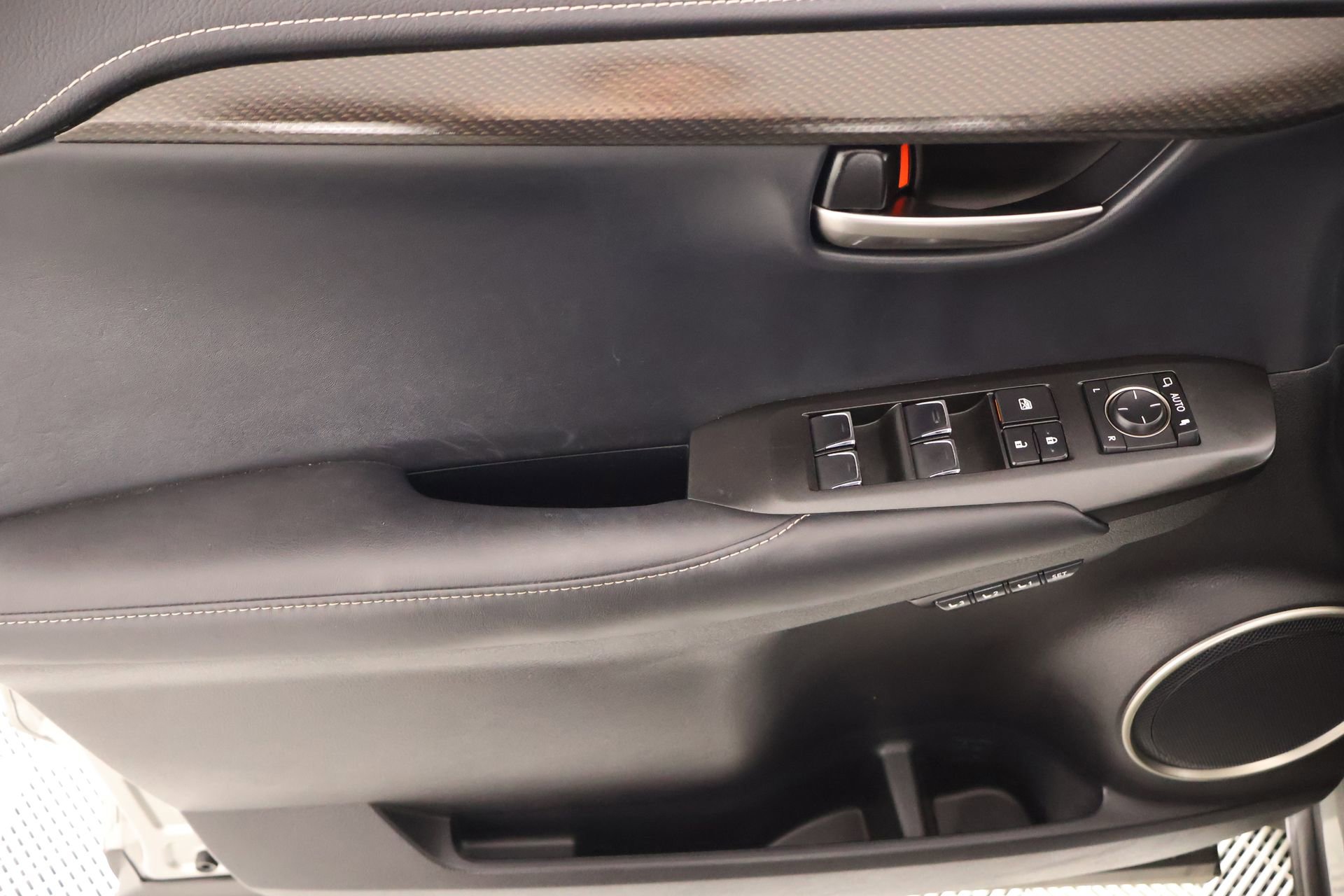 Used 2018 Lexus NX 300 FWD w/ Premium Package image 17