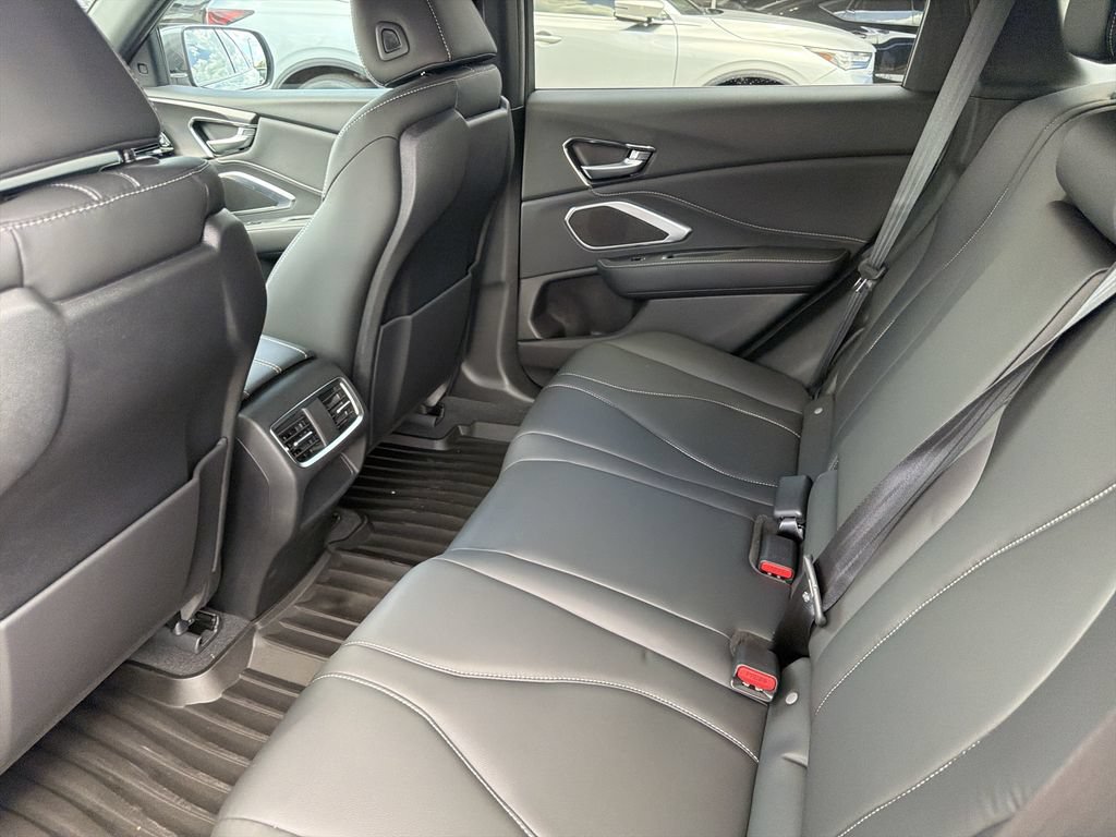 New 2026 Acura RDX SH-AWD image 13