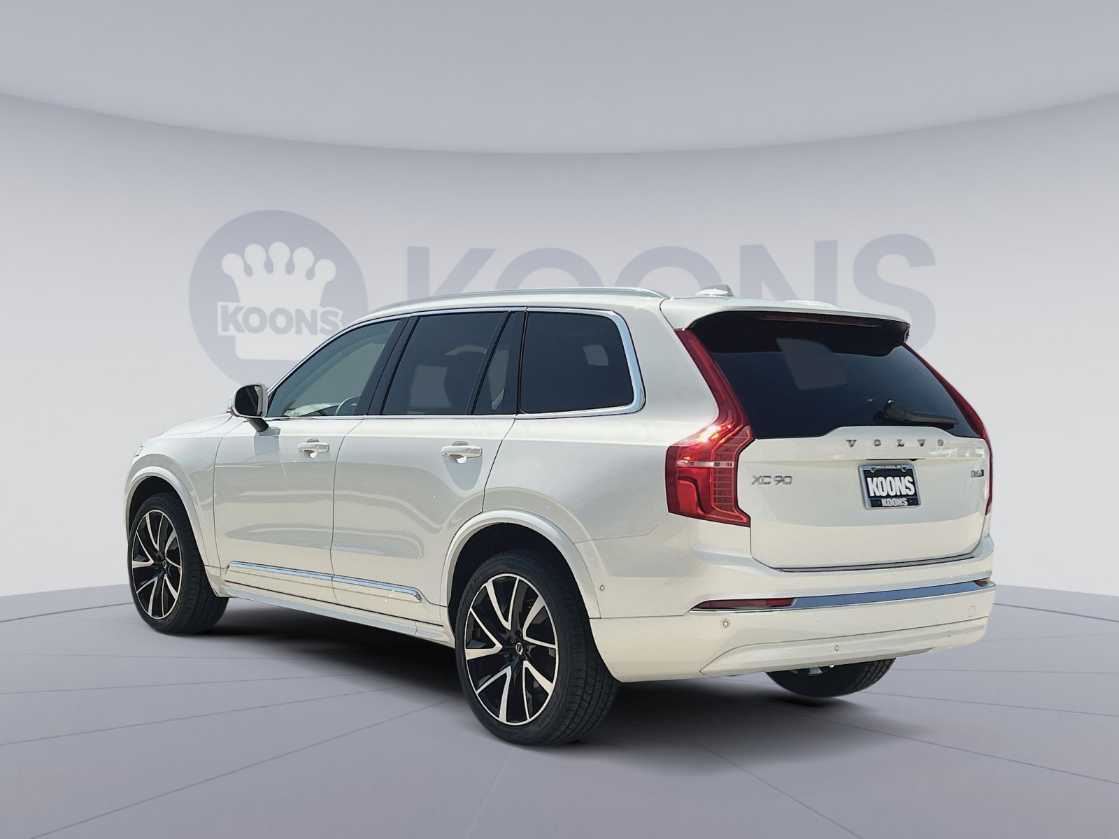 Certified 2023 Volvo XC90 B6 Plus w/ Protection Package Premier AWD/4WD image 14
