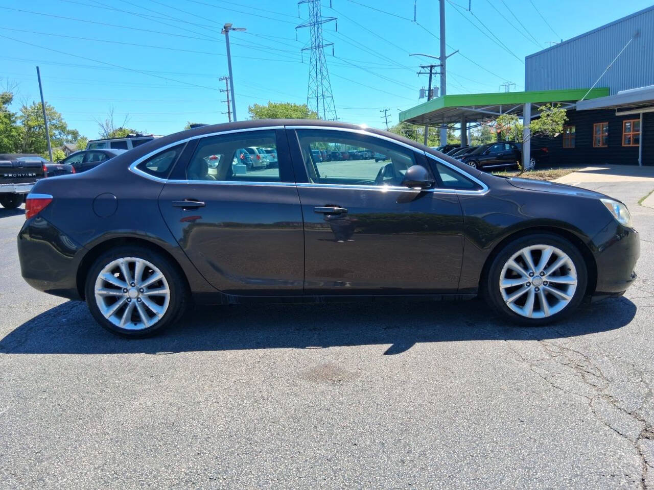 Used 2015 Buick Verano Convenience FWD image 4