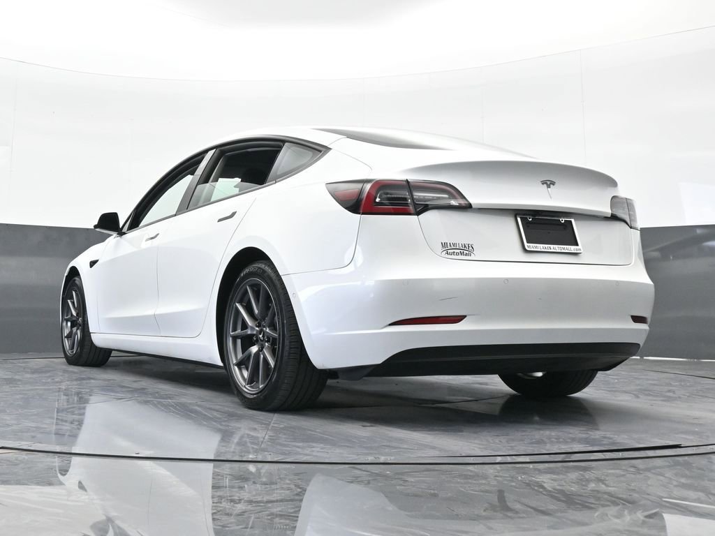 Used 2021 Tesla Model 3 Standard Range Plus image 57