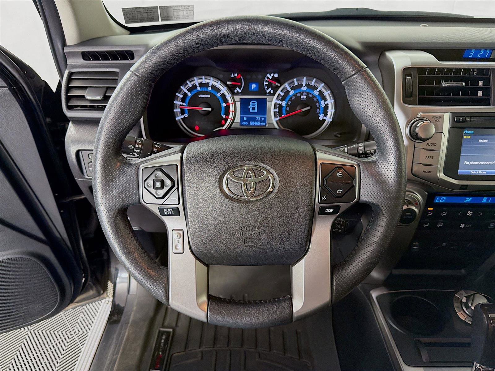 Used 2015 Toyota 4Runner Limited AWD/4WD image 3