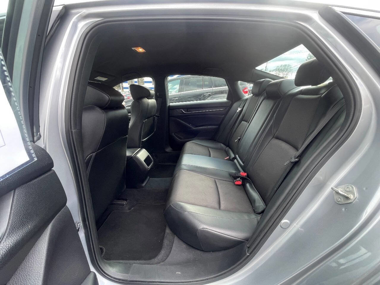 Used 2022 Honda Accord Sport image 24