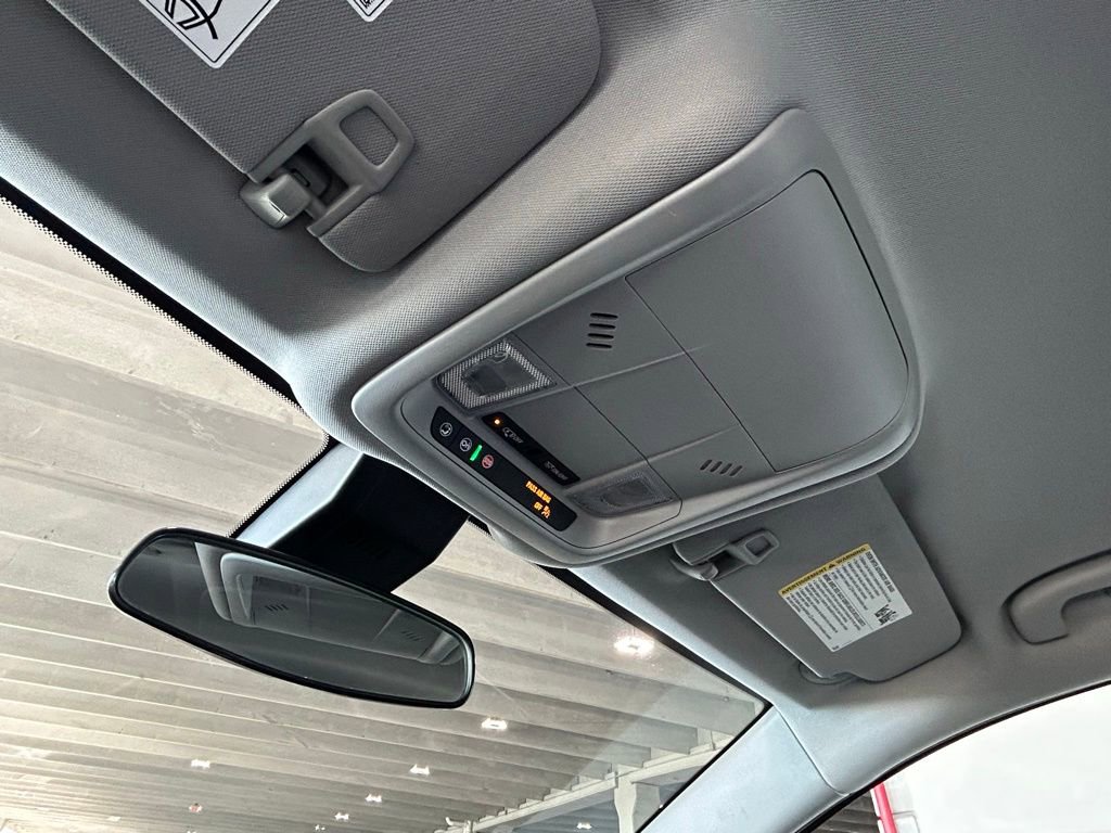 Used 2022 Chevrolet Equinox LS image 41