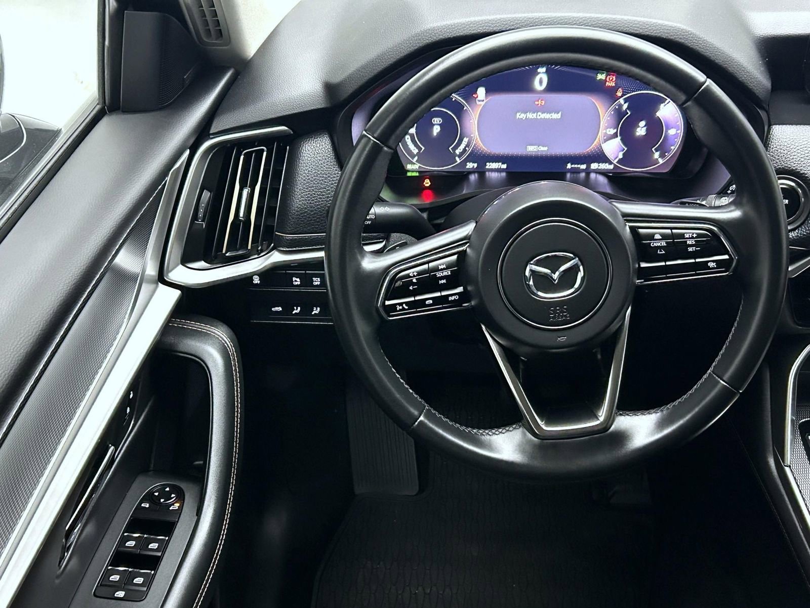 Certified 2024 MAZDA CX-90 Plug-In Hybrid w/ Premium Pkg image 12