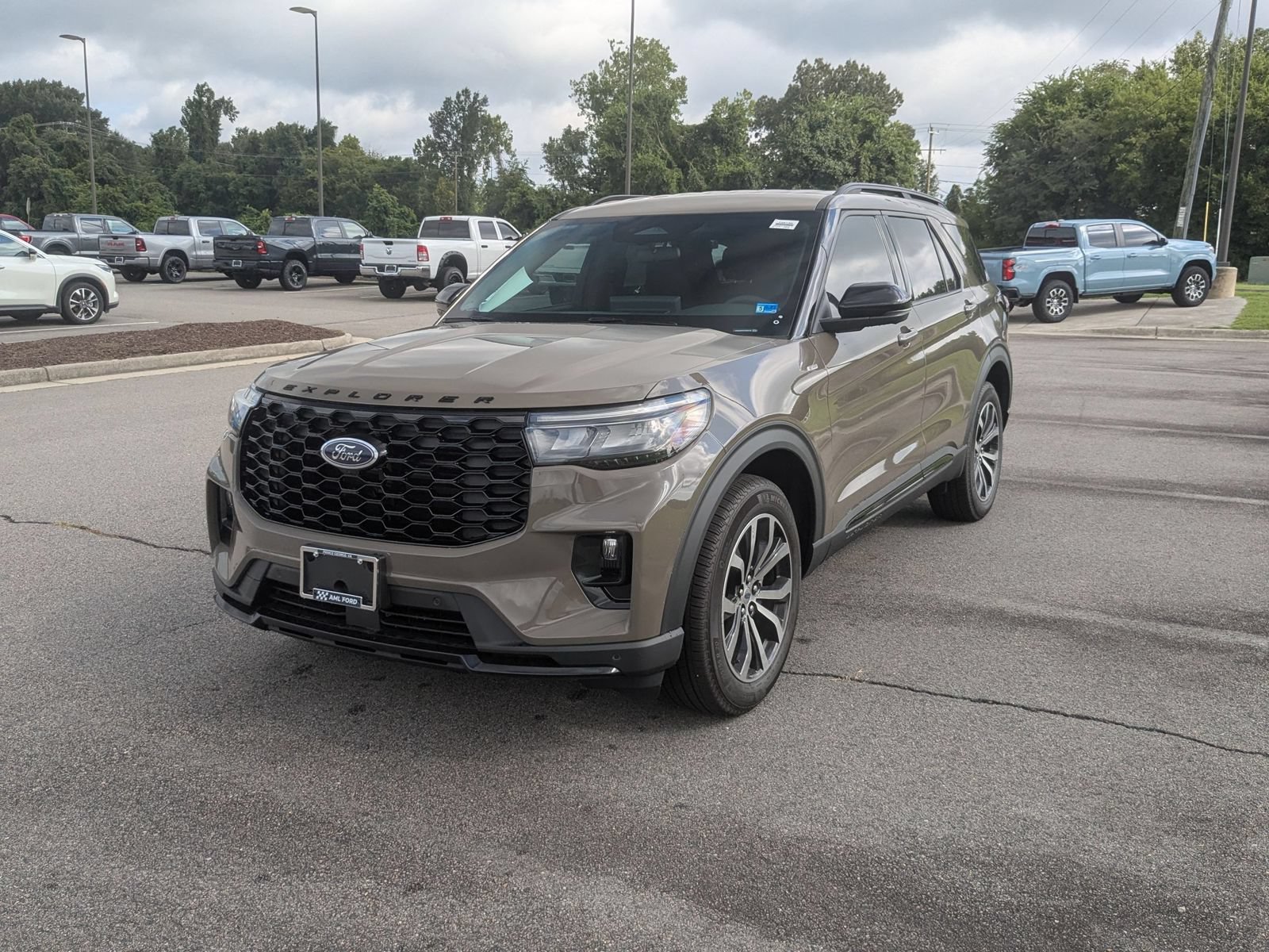 New 2026 Ford Explorer ST-Line AWD/4WD image 7