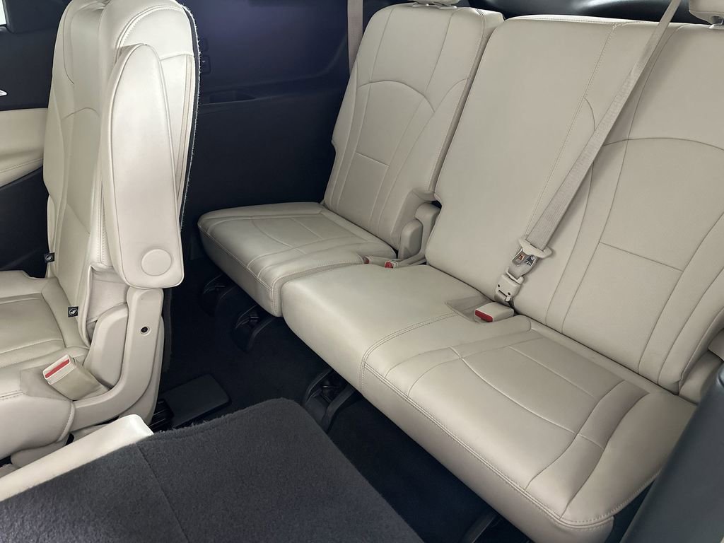 Certified 2022 Buick Enclave Essence image 25