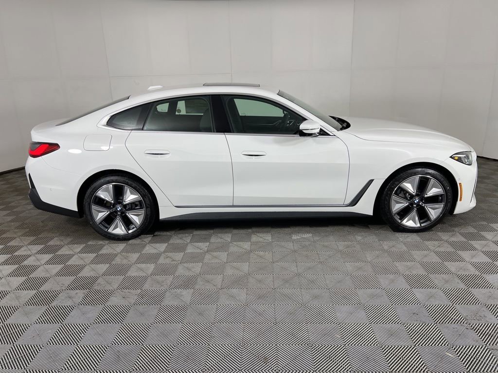 New 2026 BMW i4 xDrive40i w/ Parking Assistance Package AWD/4WD image 2