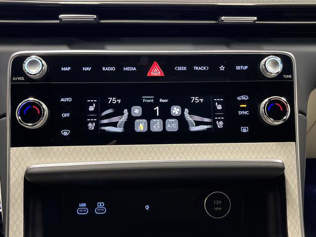 Used 2025 Genesis GV80 3.5T Prestige image 21