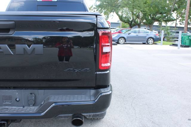 Used 2026 RAM 1500 Express AWD/4WD image 43