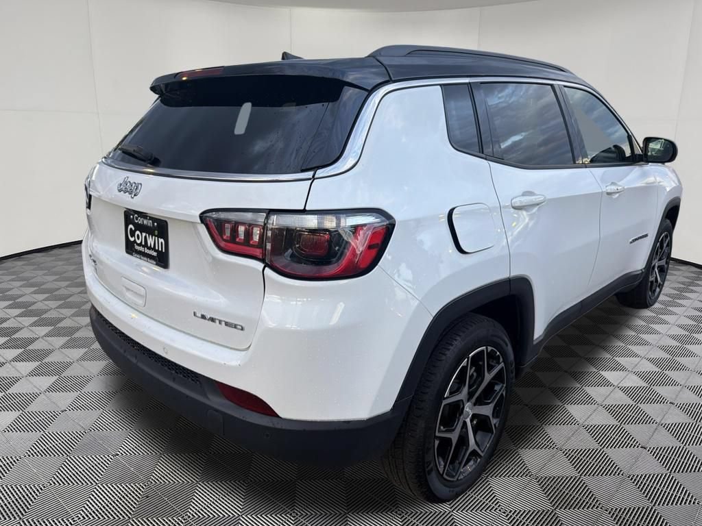 Used 2024 Jeep Compass Limited AWD/4WD image 7