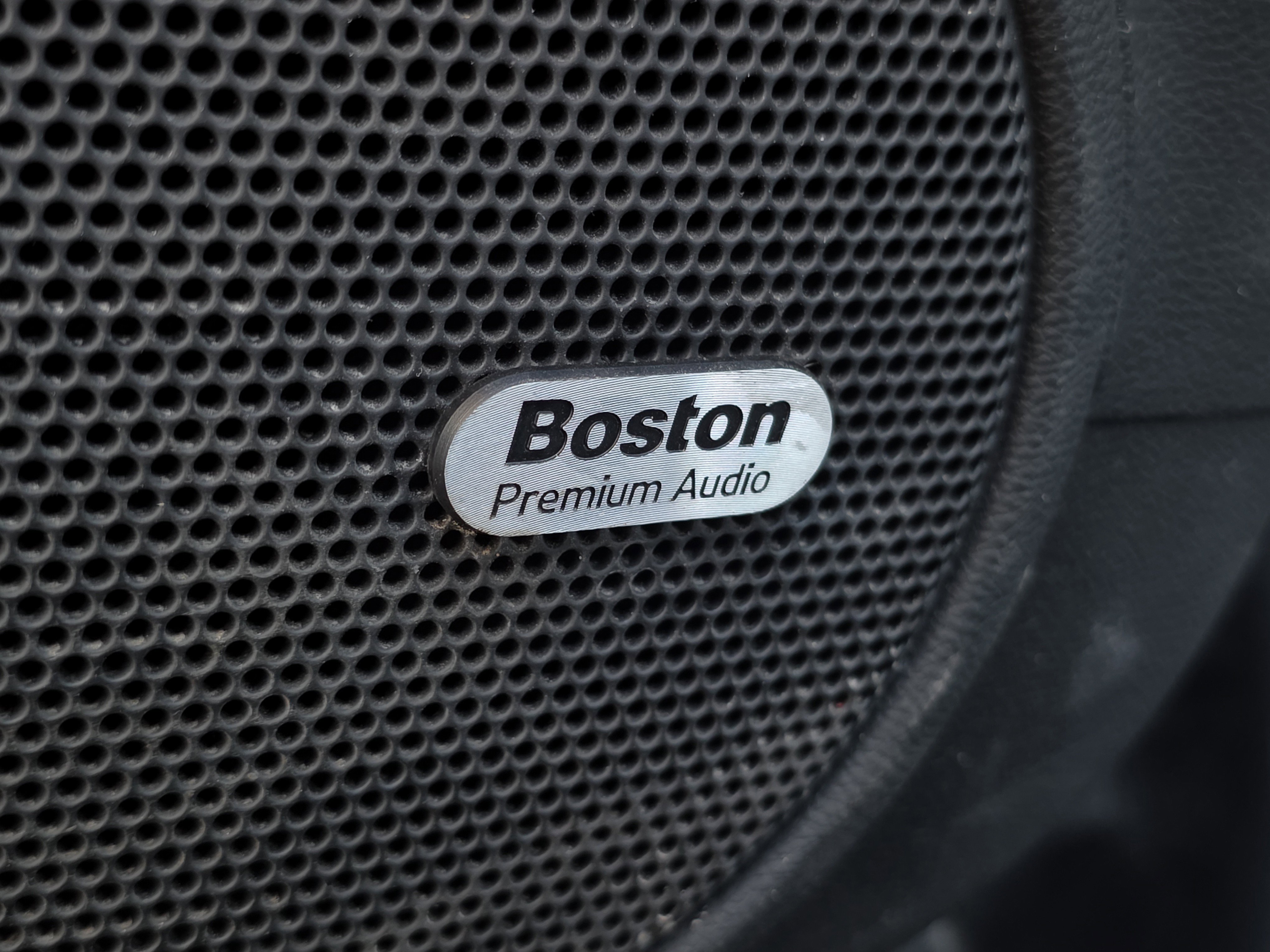 Used 2015 Chevrolet Camaro LT w/ RS Package image 11