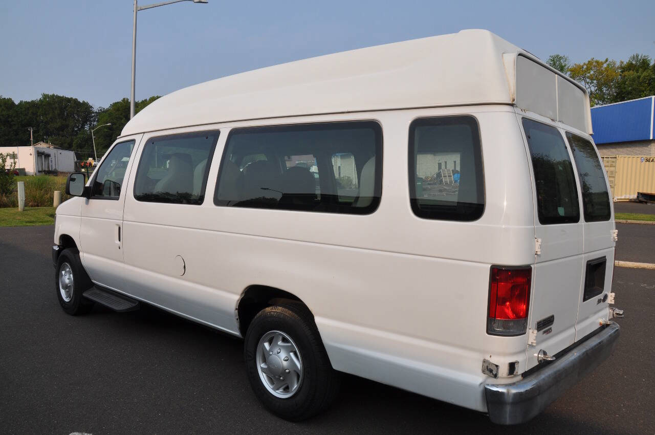 Used 2013 Ford E-250 and Econoline 250 Extended w/ PWR Group image 9