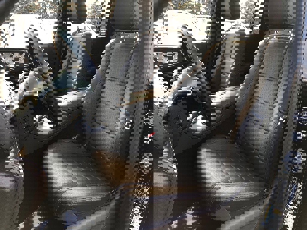 Certified 2022 Mercedes-Benz GLS 450 4MATIC image 34