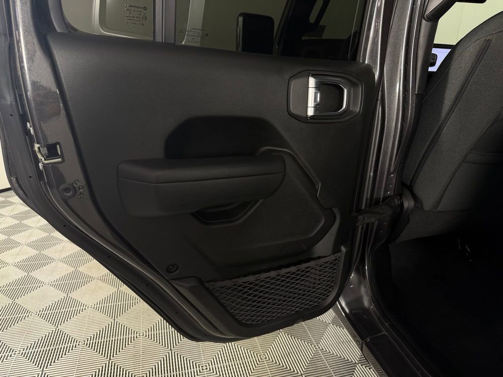 Used 2024 Jeep Wrangler Unlimited Sport AWD/4WD image 25